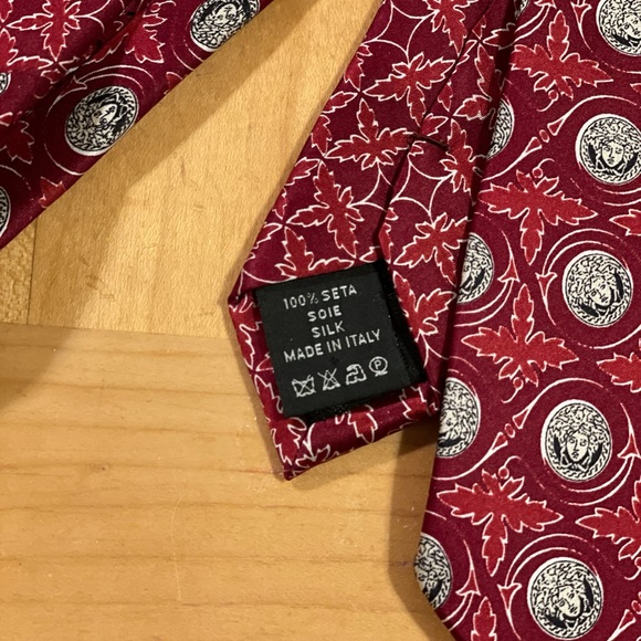 Red Versace Tie - Picture 3 of 5